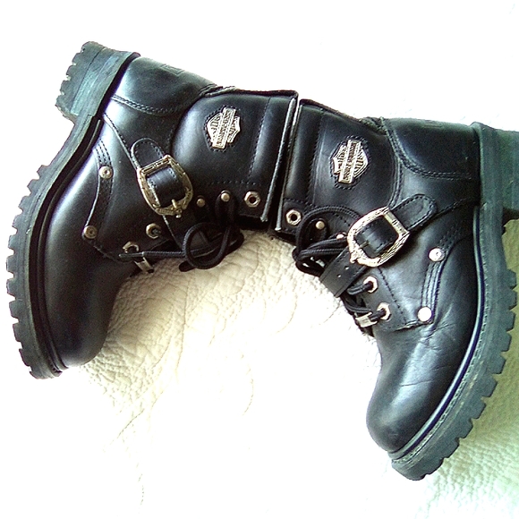 Harley-Davidson Shoes - Harley Davidson women's moto buckle black biker Boots size 7